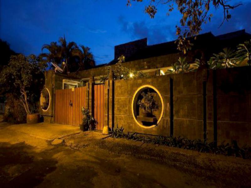 Puri Minggiran Guesthouse Yogya Yogyakarta Luaran gambar