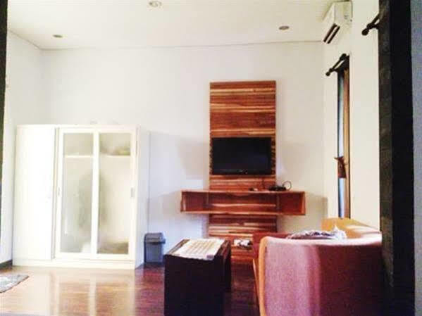 Puri Minggiran Guesthouse Yogya Yogyakarta Luaran gambar